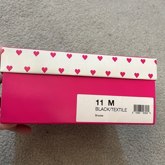 Olive & Edie - Black boots with Bows (Toddler size: 11M) - Picture 2 of 10